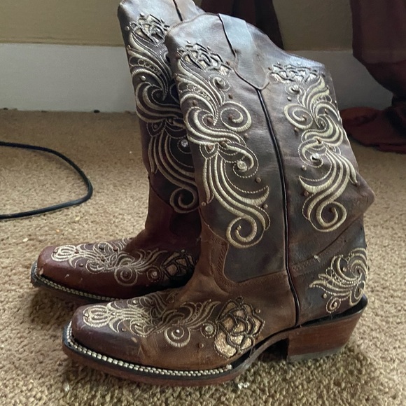 Cowgirl boots - Picture 2 of 2